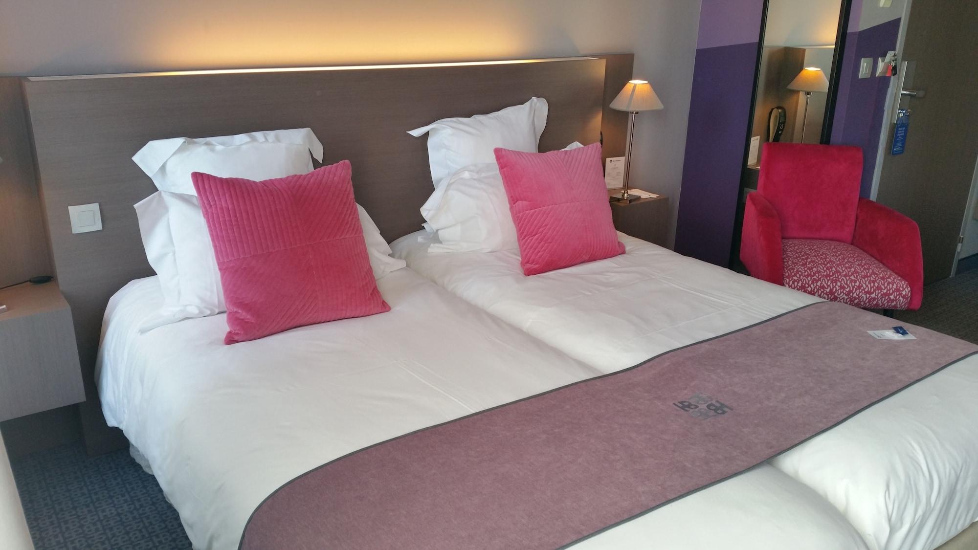 Best Western Hotel De La Breche Niort Exterior foto